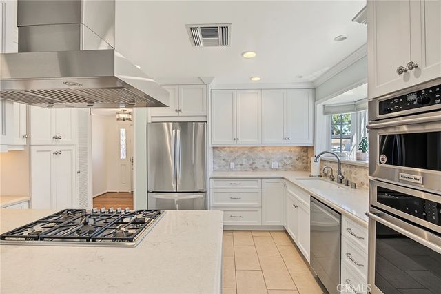 18220 Clark Street, Tarzana, CA 91356