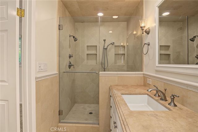 18220 Clark Street, Tarzana, CA 91356