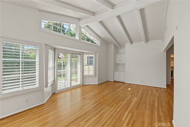 18220 Clark Street, Tarzana, CA 91356