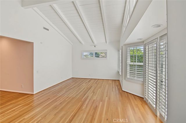 18220 Clark Street, Tarzana, CA 91356