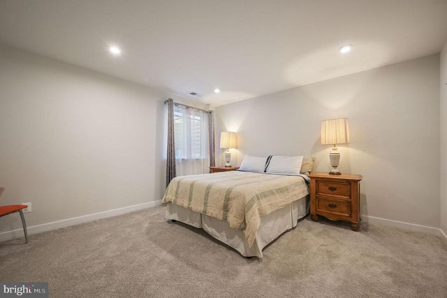 95 HEMPSTEAD DR, Newark, DE 19702