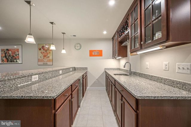 95 HEMPSTEAD DR, Newark, DE 19702