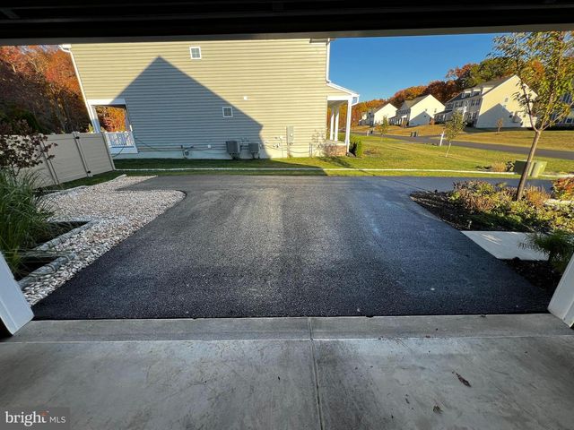 95 HEMPSTEAD DR, Newark, DE 19702