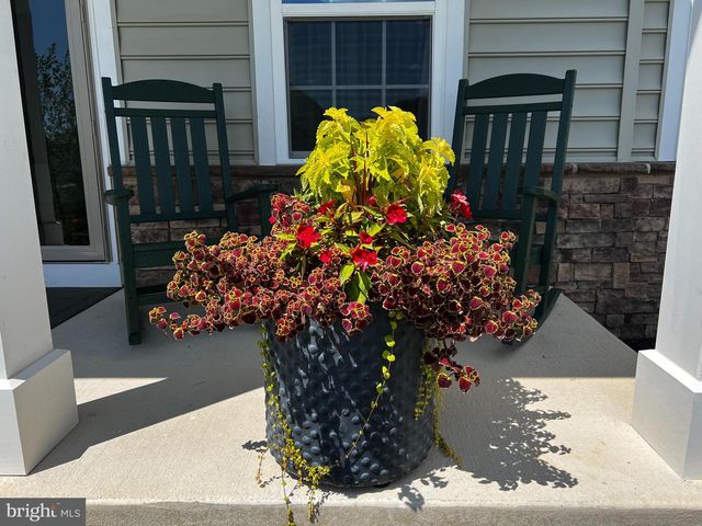 95 HEMPSTEAD DR, Newark, DE 19702