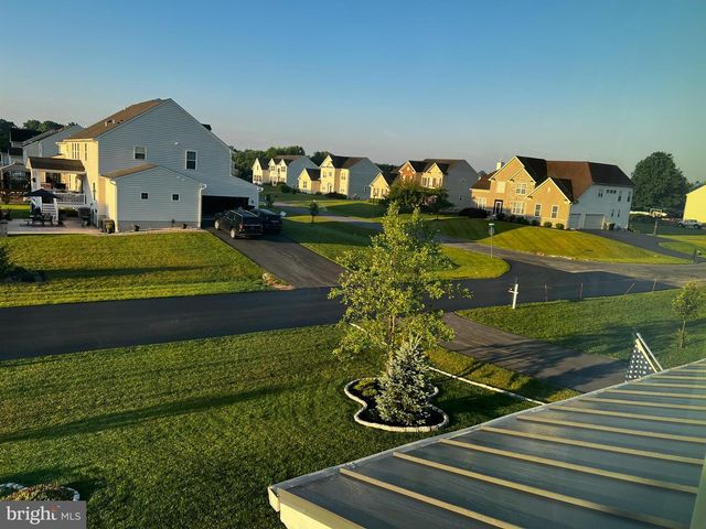 95 HEMPSTEAD DR, Newark, DE 19702