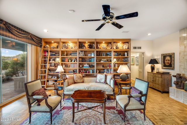 8219 N CHARLES Drive, Paradise Valley, AZ 85253