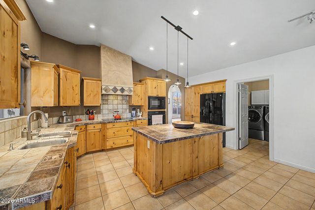 10518 E TERRA Drive, Scottsdale, AZ 85258