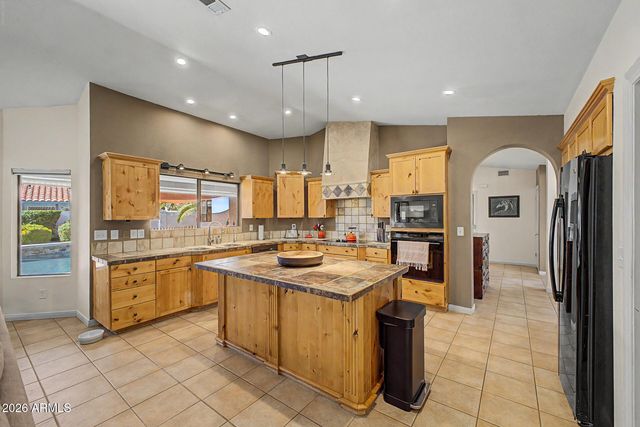 10518 E TERRA Drive, Scottsdale, AZ 85258