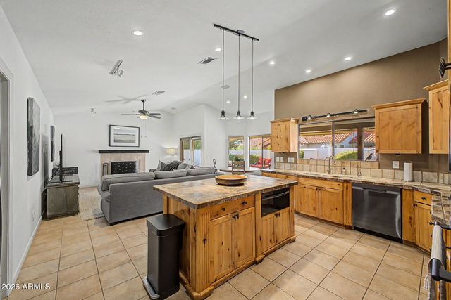 10518 E TERRA Drive, Scottsdale, AZ 85258