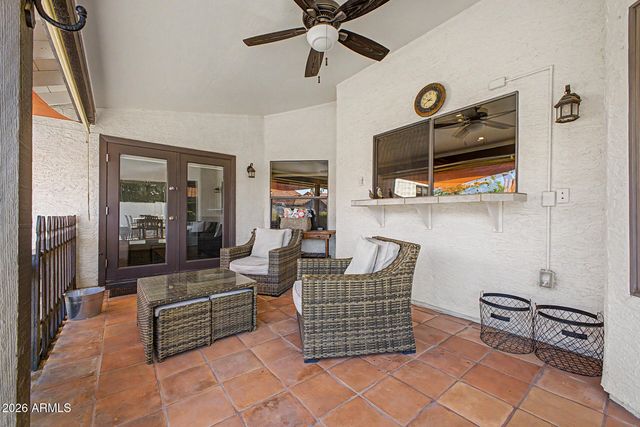 10518 E TERRA Drive, Scottsdale, AZ 85258