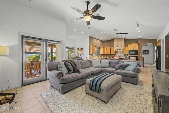 10518 E TERRA Drive, Scottsdale, AZ 85258