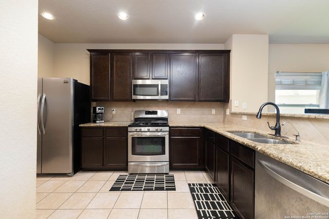 451 Tequila Ranch, San Antonio, TX 78245