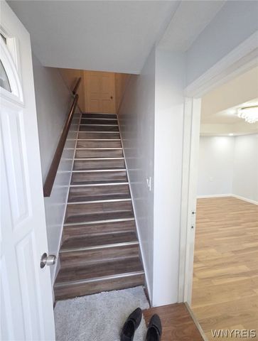 6 Palos Place, Buffalo, NY 14215