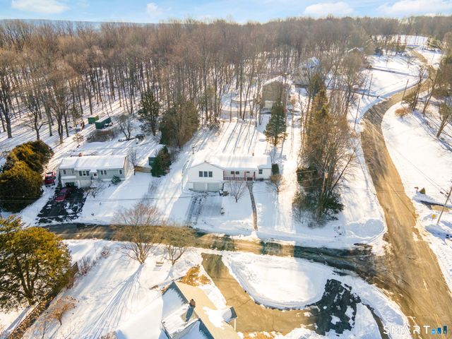 25 Elaine Drive, Seymour, CT 06483