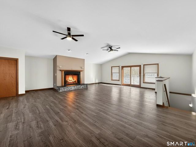 25 Elaine Drive, Seymour, CT 06483