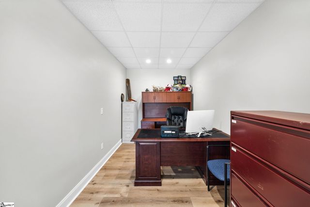 143 W Waters Edge Lane, West Union, SC 29696