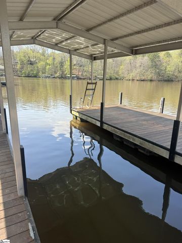 143 W Waters Edge Lane, West Union, SC 29696
