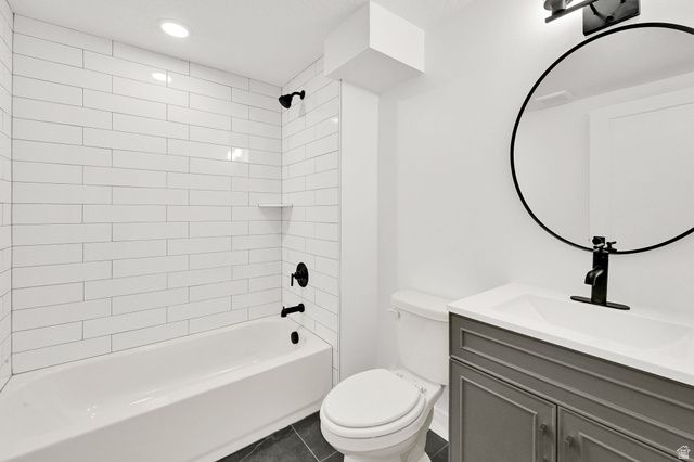 2105 W 5700 S, Roy, UT 84067