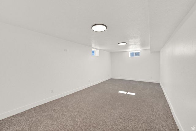 2105 W 5700 S, Roy, UT 84067