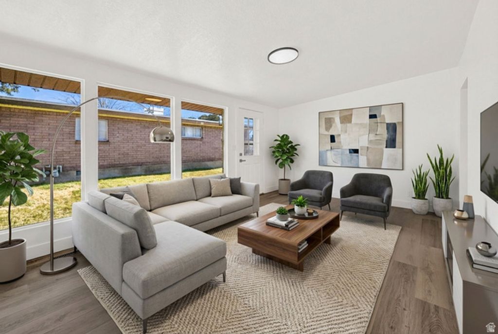 2105 W 5700 S, Roy, UT 84067