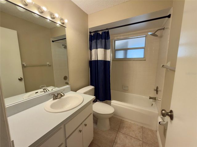 5805 HELEN WAY, Sarasota, FL 34243