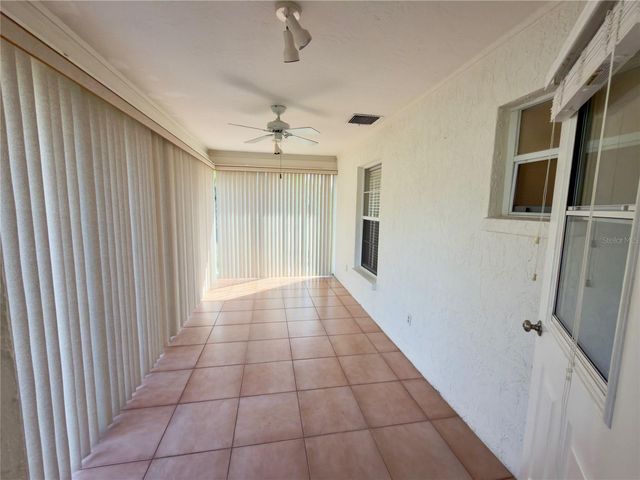 5805 HELEN WAY, Sarasota, FL 34243