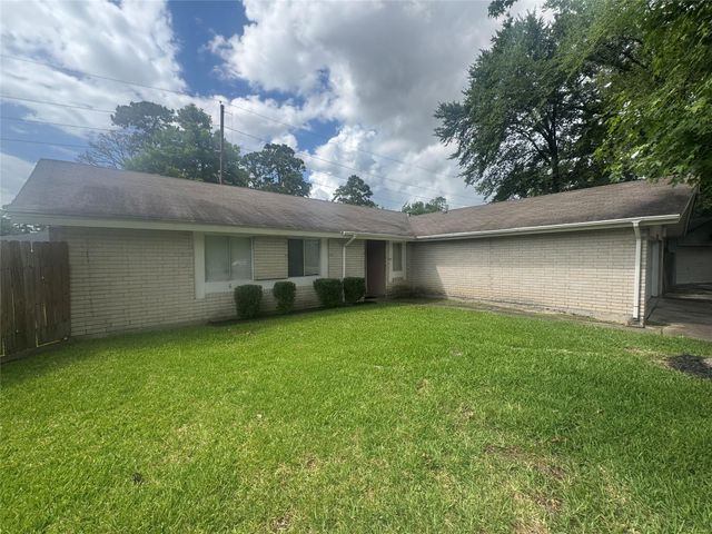 23139 Lestergate Drive, Spring, TX 77373