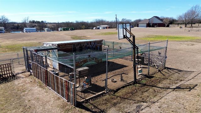 2474 Mcconnell Road, Gunter, TX 75058