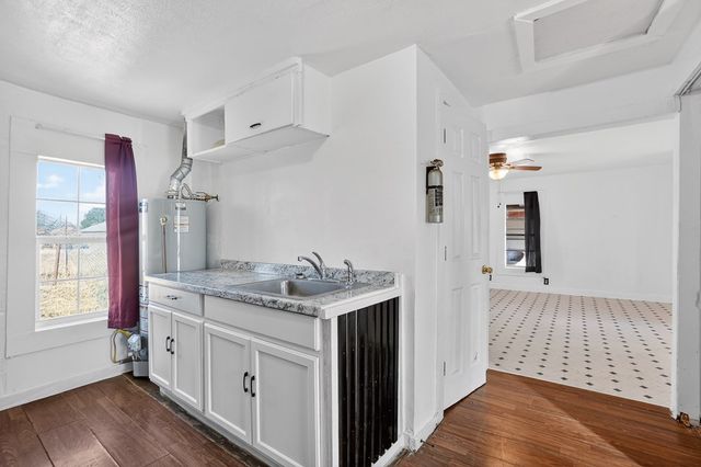 1001 N Main St, Midland, TX 79701