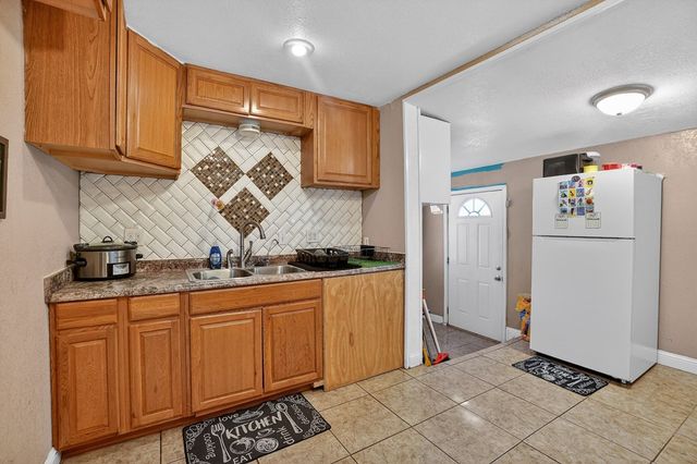 1001 N Main St, Midland, TX 79701