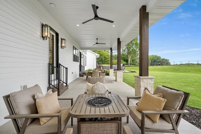707 BLACKBERRY COURT, Hobart, WI 54155