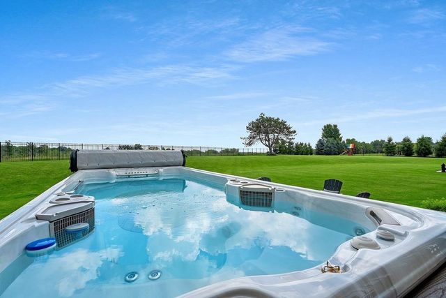 707 BLACKBERRY COURT, Hobart, WI 54155