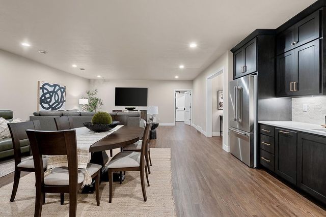 707 BLACKBERRY COURT, Hobart, WI 54155