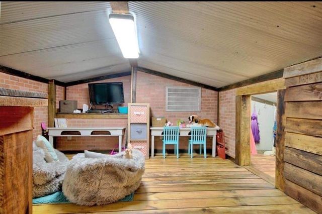 1382 Cavern Ct, Clarksville, TN 37043