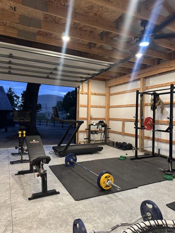 1382 Cavern Ct, Clarksville, TN 37043