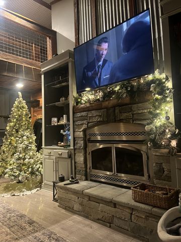 1382 Cavern Ct, Clarksville, TN 37043