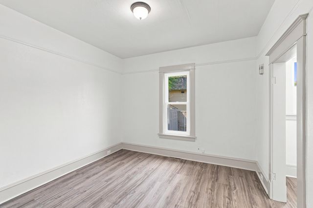 318 W Knox Ave, Spokane, WA 99205