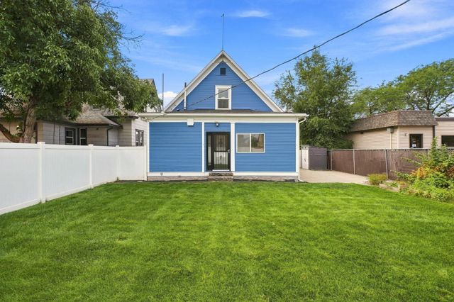 318 W Knox Ave, Spokane, WA 99205
