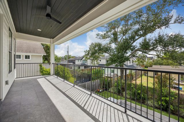 1729 Chippendale Road, Houston, TX 77018