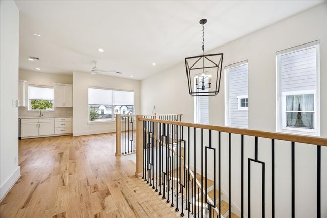 1729 Chippendale Road, Houston, TX 77018