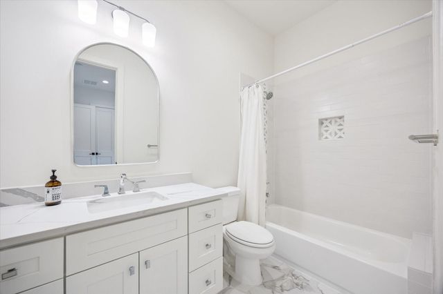 1729 Chippendale Road, Houston, TX 77018