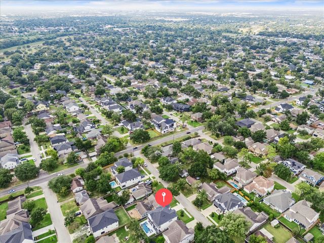 1729 Chippendale Road, Houston, TX 77018