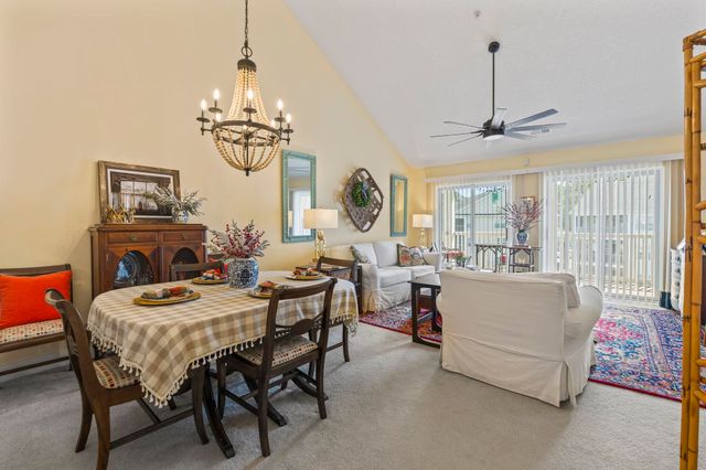 627 Woodmoor Dr Unit 302, Murrells Inlet, SC 29576