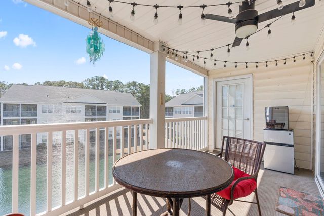 627 Woodmoor Dr Unit 302, Murrells Inlet, SC 29576