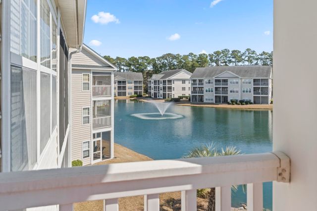 627 Woodmoor Dr Unit 302, Murrells Inlet, SC 29576