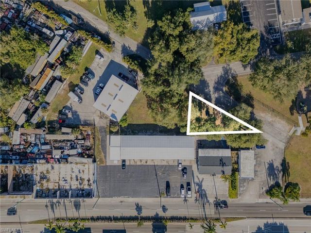 3248 Royalston AVE, Fort Myers, FL 33916