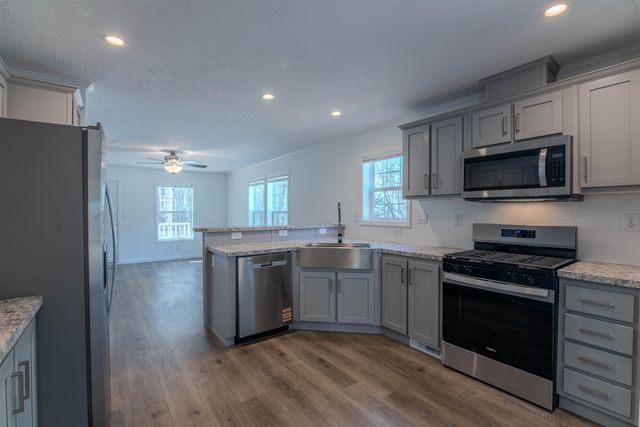 38 Cedar Street, Hinsdale, NH 03451