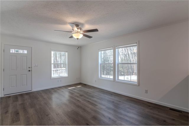 38 Cedar Street, Hinsdale, NH 03451