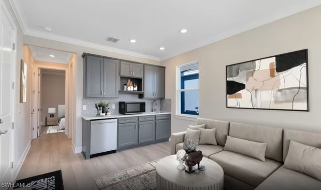 2034 Terreno BLVD, Naples, FL 34120