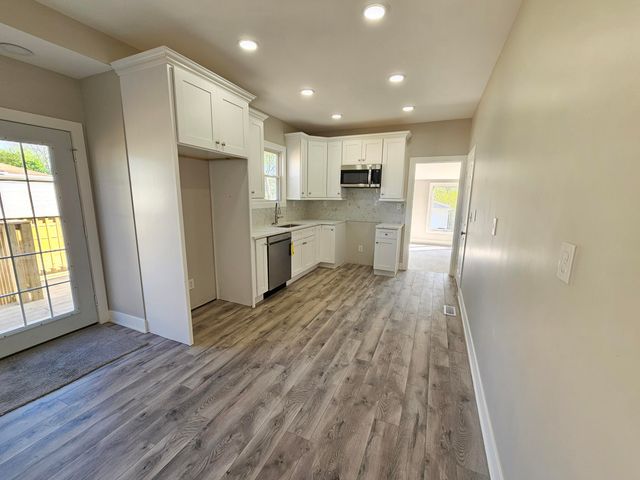 970 Murray Street, Hammond, IN 46320